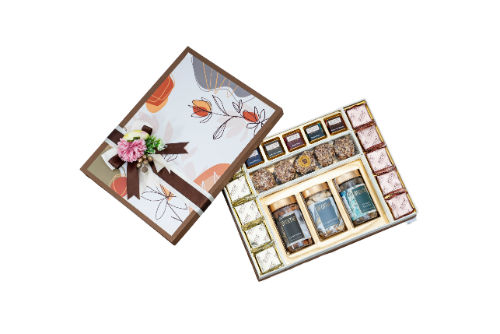 Plain Perfect Present Box - Image 3